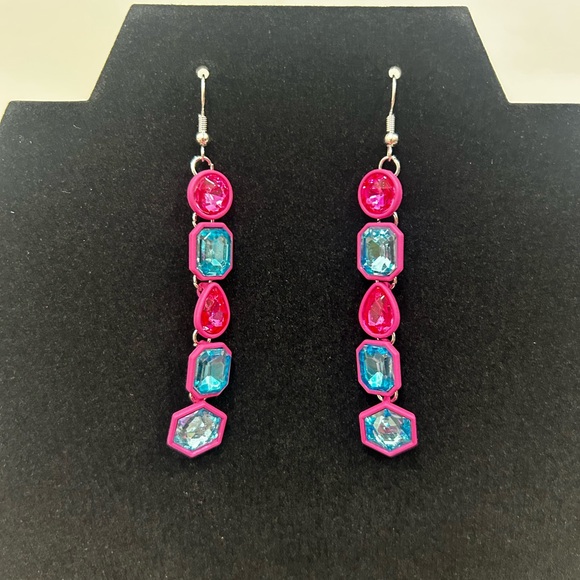 NWT Paparazzi 4 Pc Pink and Blue Necklace Set - Picture 2 of 12